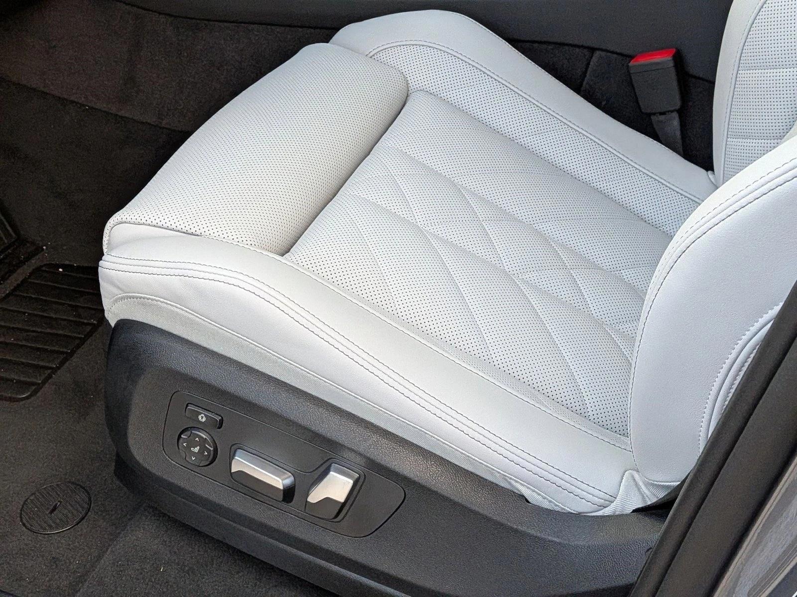 Thumbnail: 2026 BMW X5 - 5