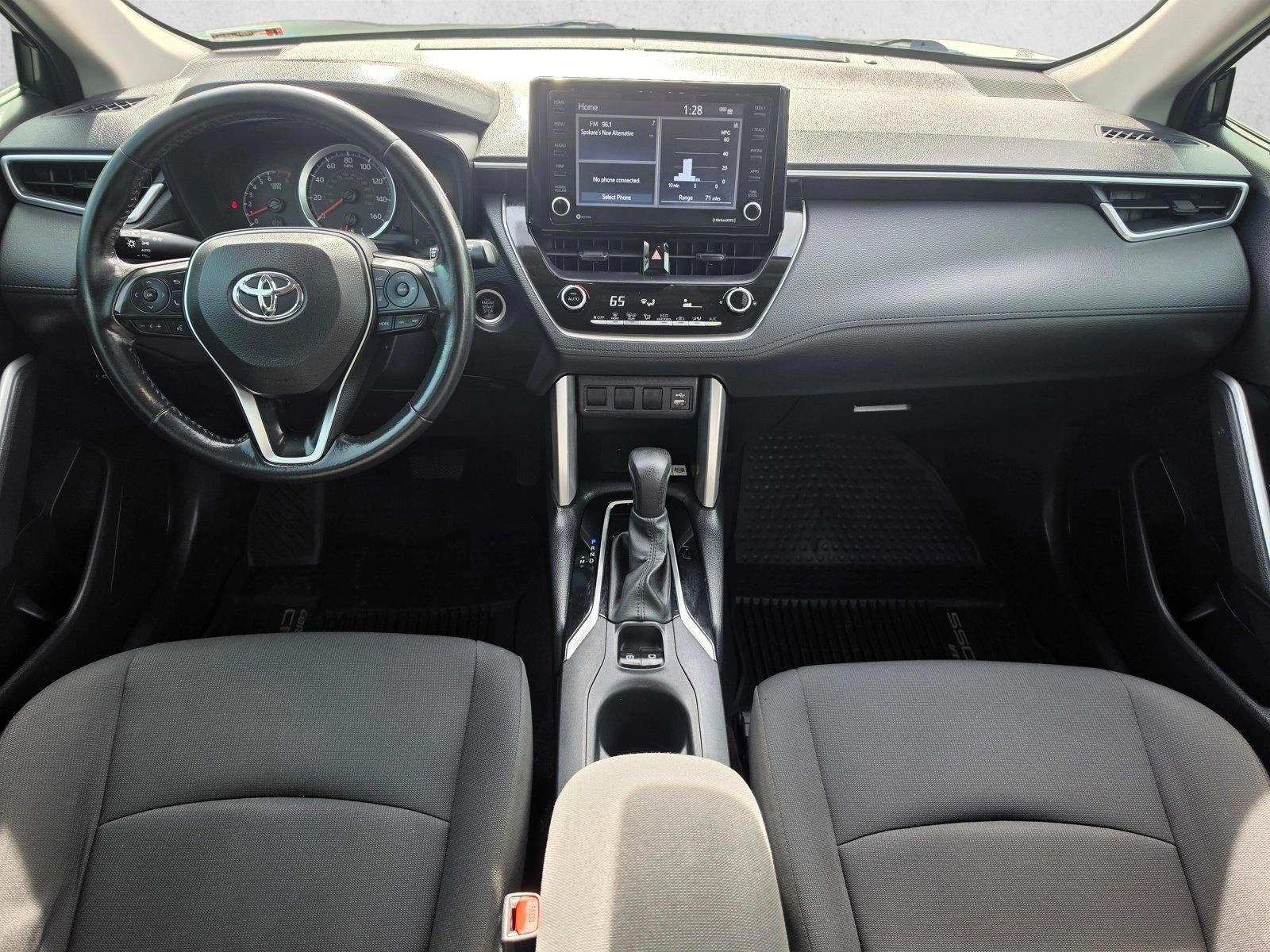 Thumbnail: 2022 Toyota Corolla Cross - 4