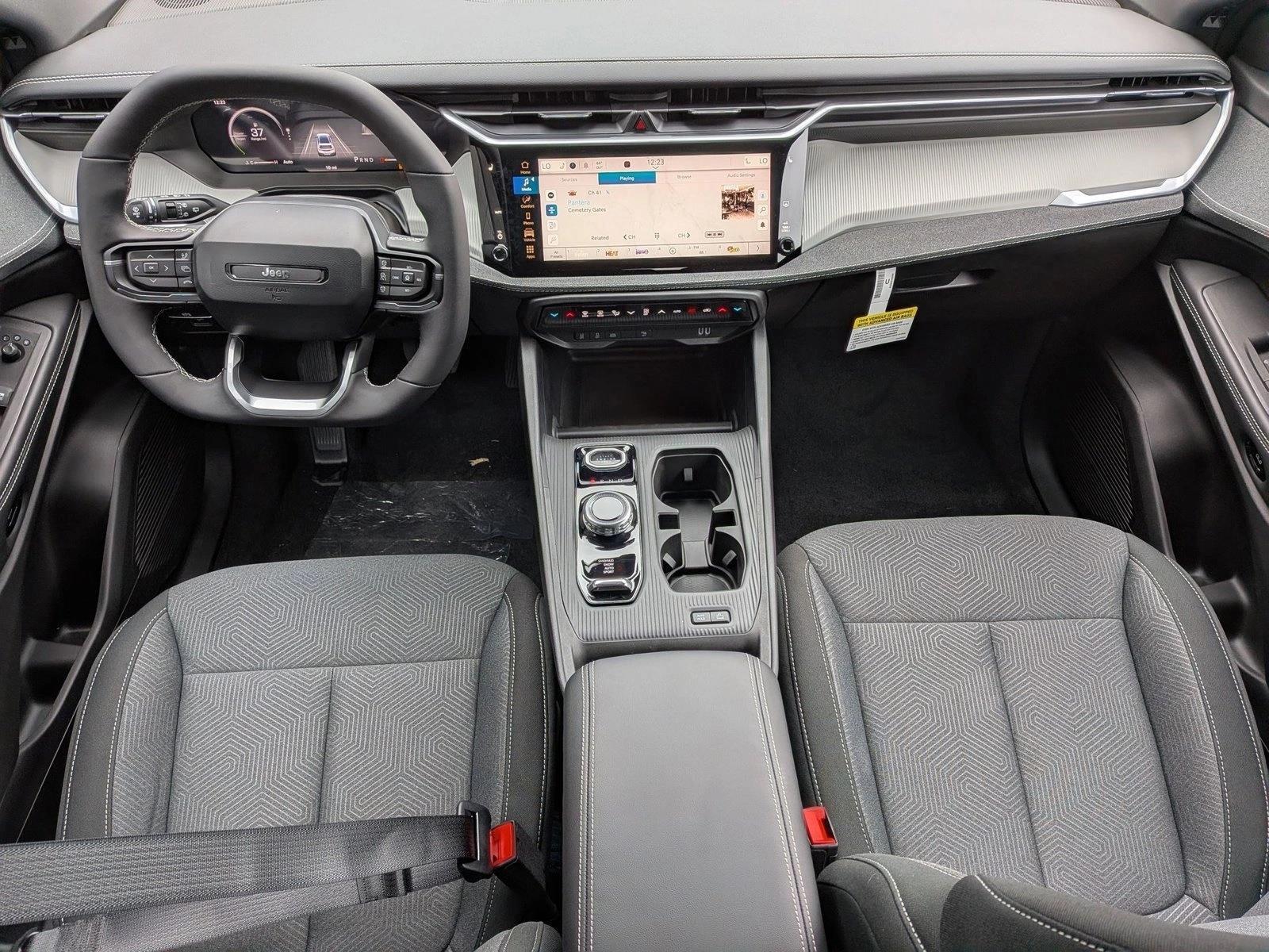 Thumbnail: 2026 Jeep Cherokee - 4