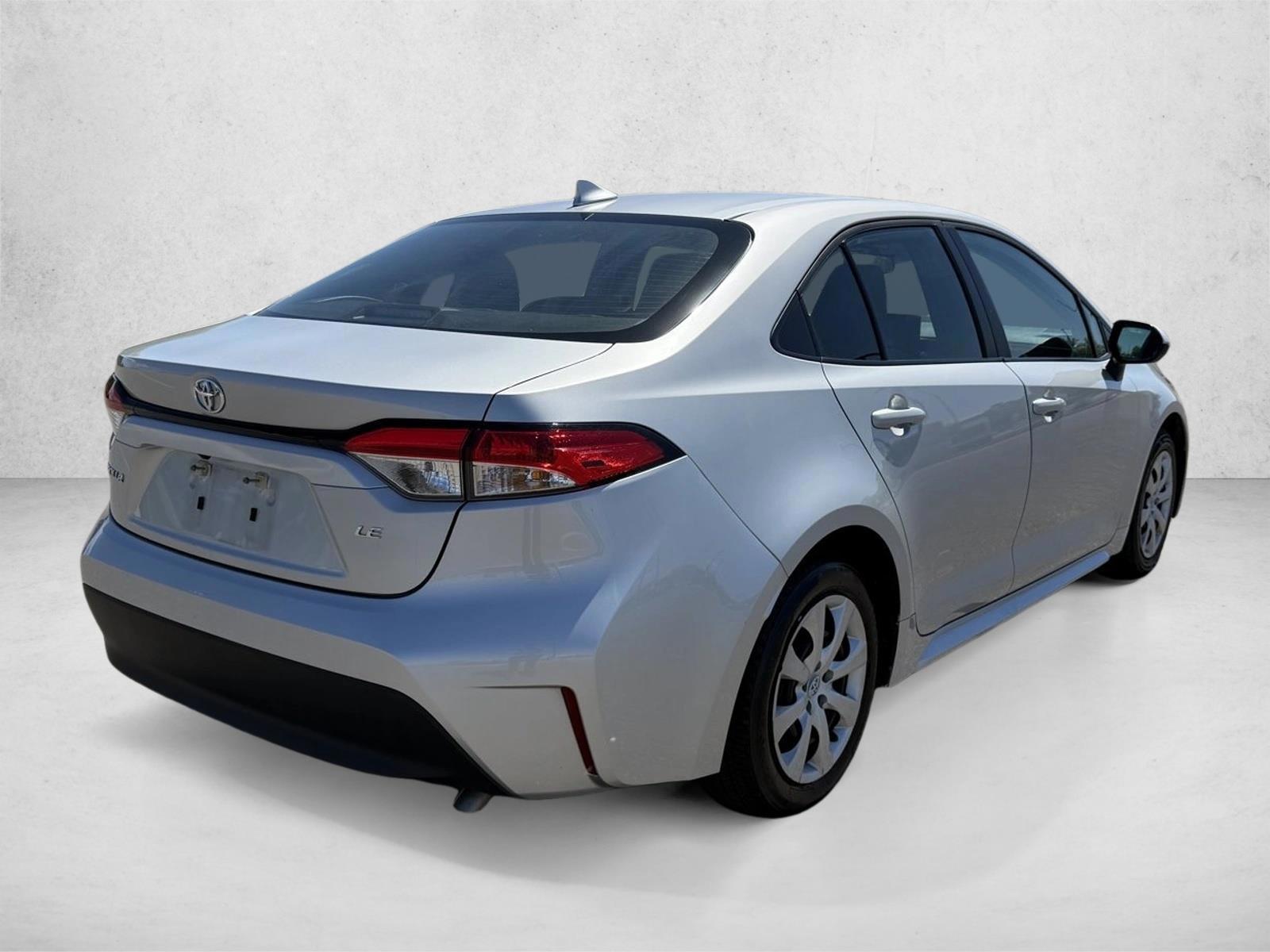 2025 Toyota Corolla LE - Photo 5
