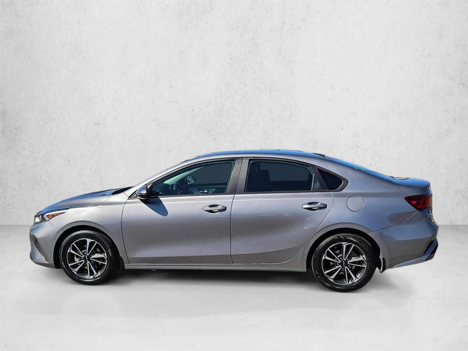 Thumbnail: 2024 Kia Forte - 2