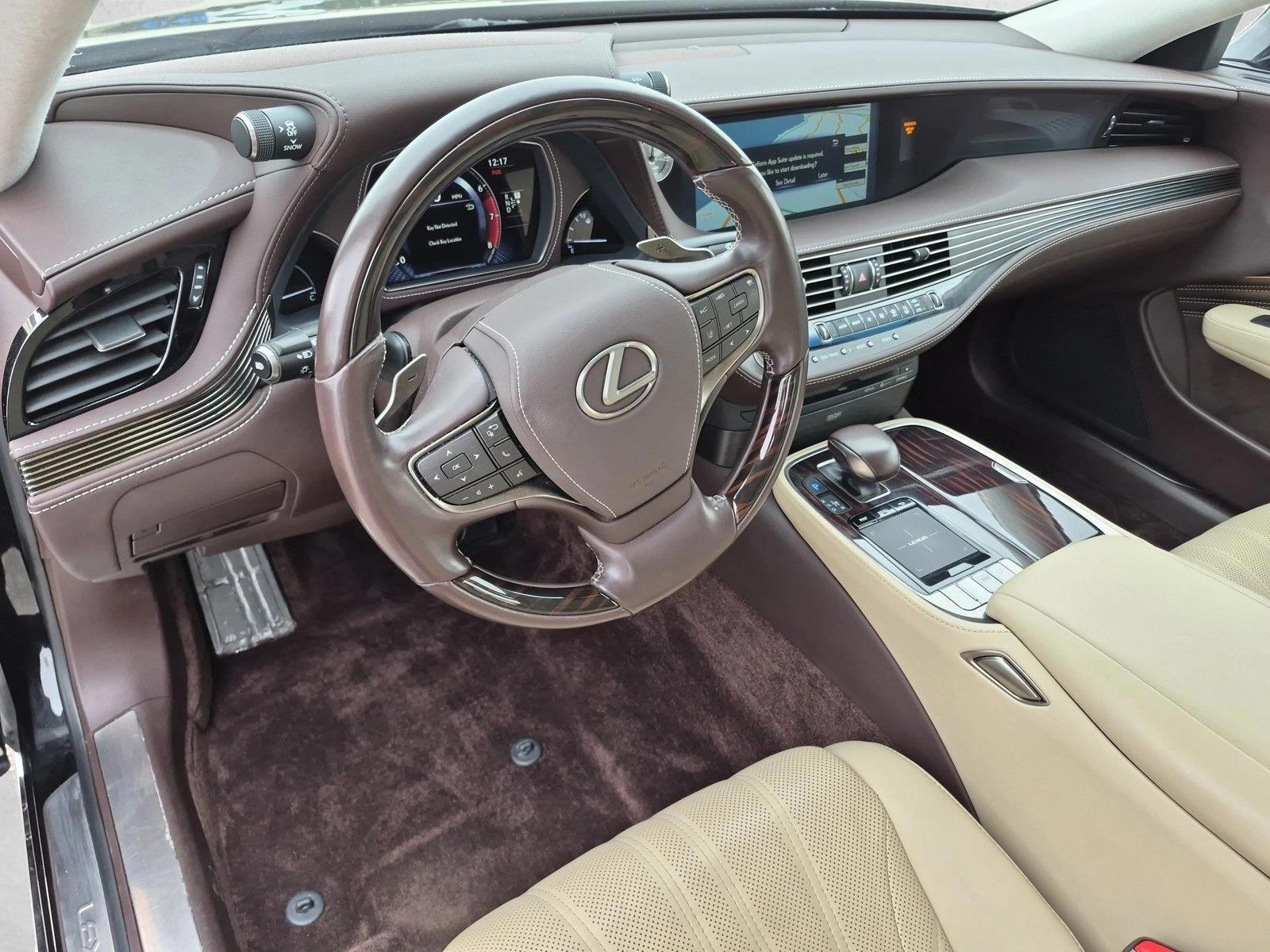 Thumbnail: 2018 Lexus LS - 3