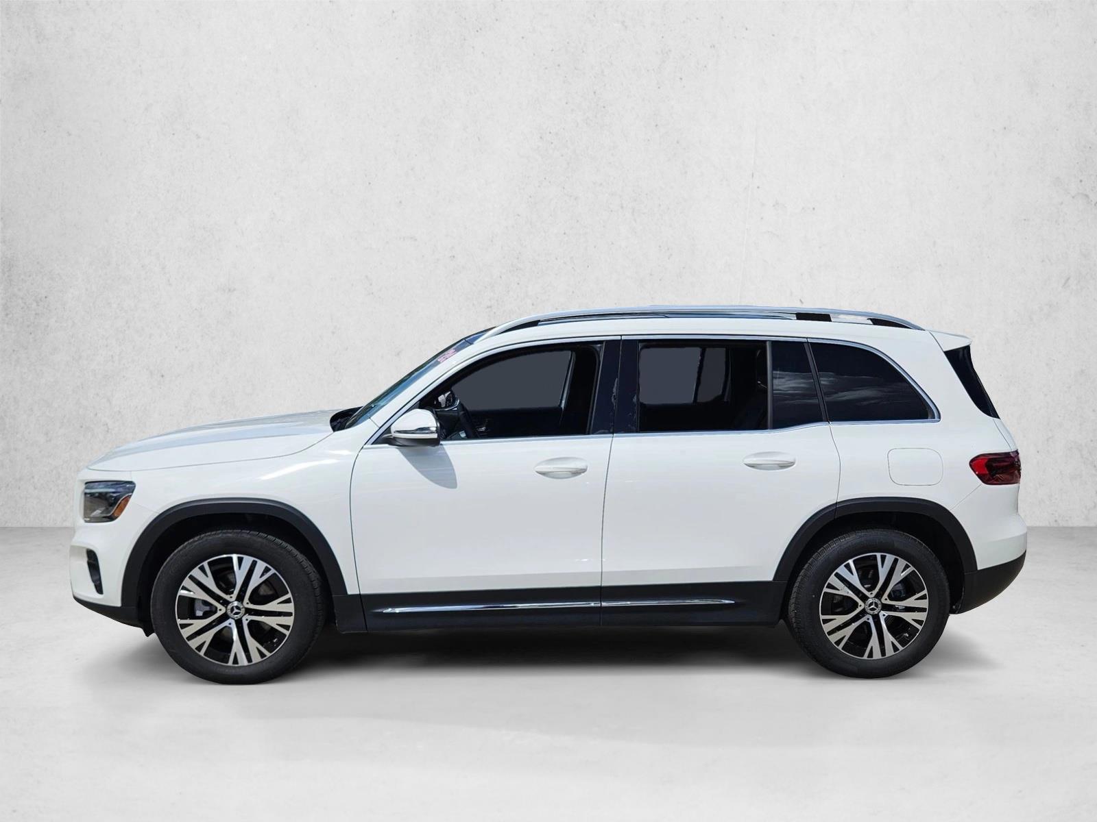 Thumbnail: 2026 Mercedes-Benz GLB - 2