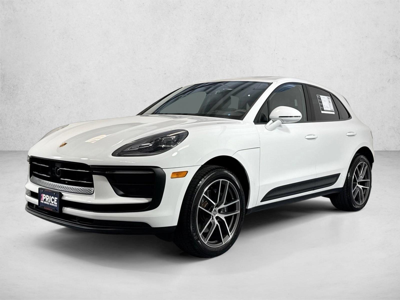 Thumbnail: 2026 Porsche Macan - 1