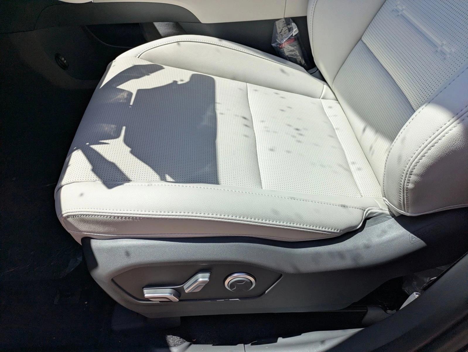 Thumbnail: 2026 Hyundai Santa Fe - 3