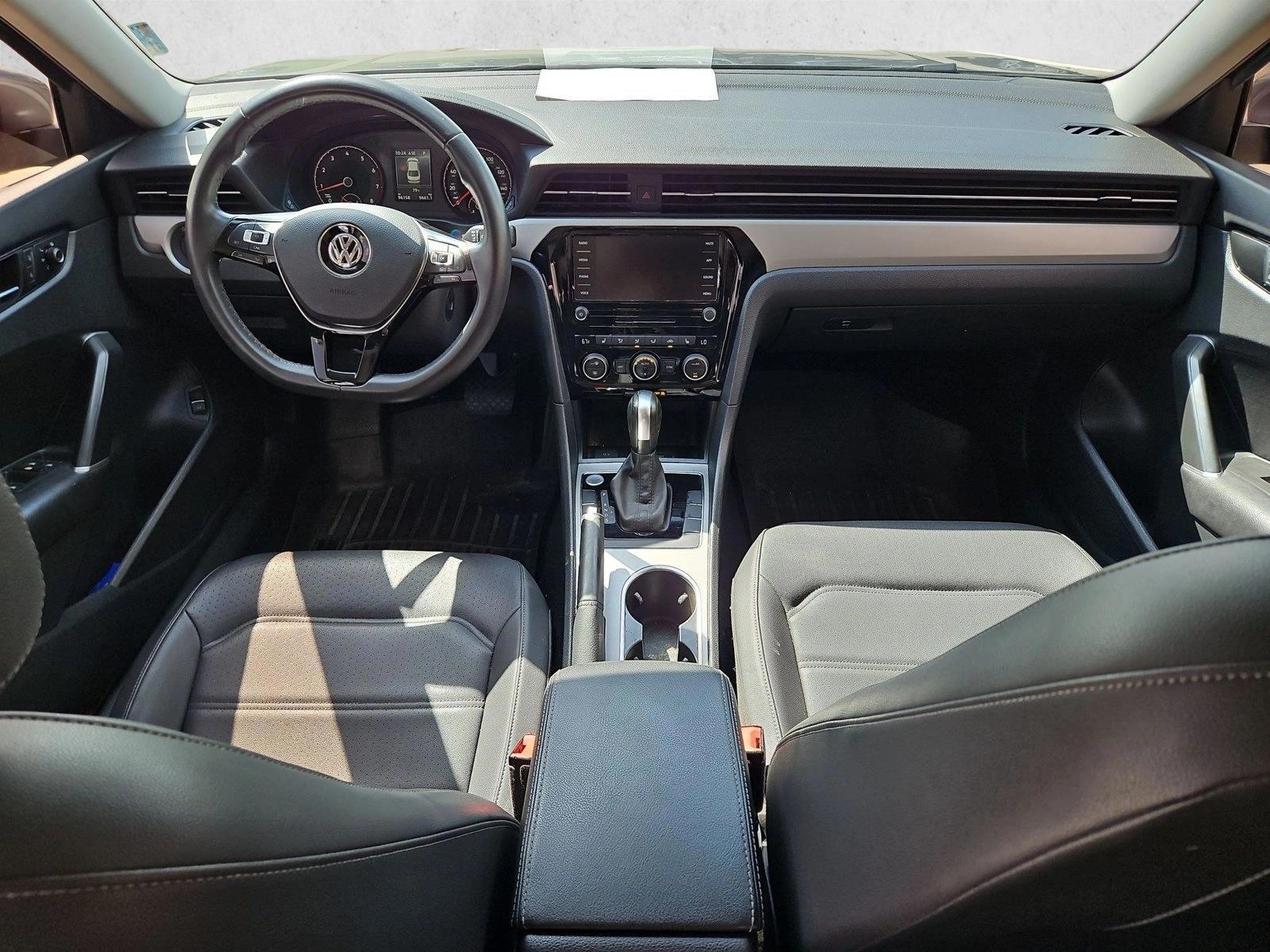Thumbnail: 2022 Volkswagen Passat - 3
