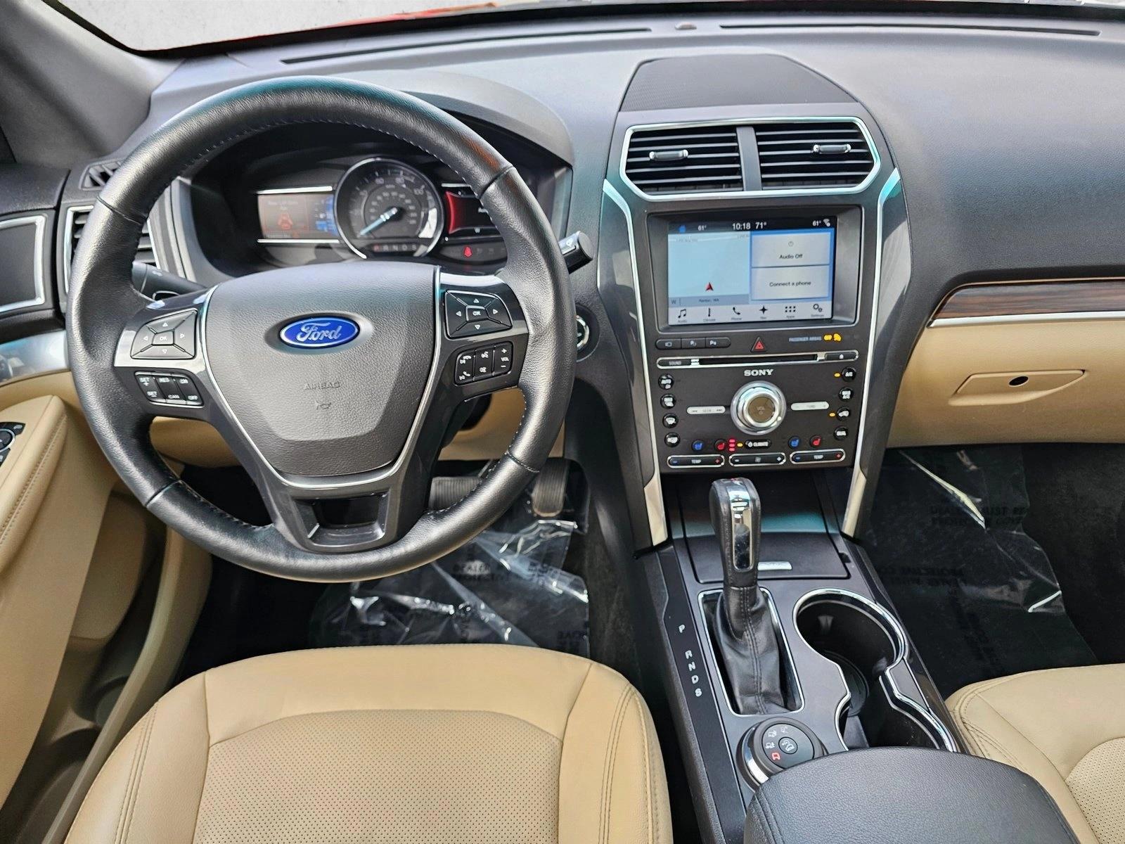 Thumbnail: 2017 Ford Explorer - 3