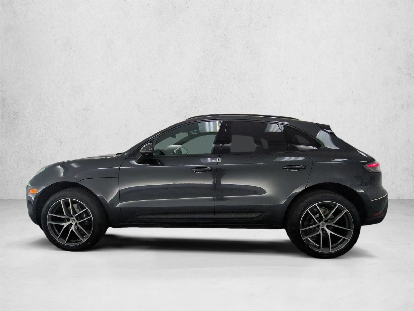 Thumbnail: 2026 Porsche Macan - 2