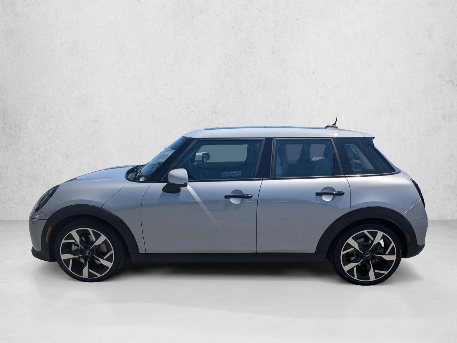 Thumbnail: 2025 MINI Cooper Hardtop - 2