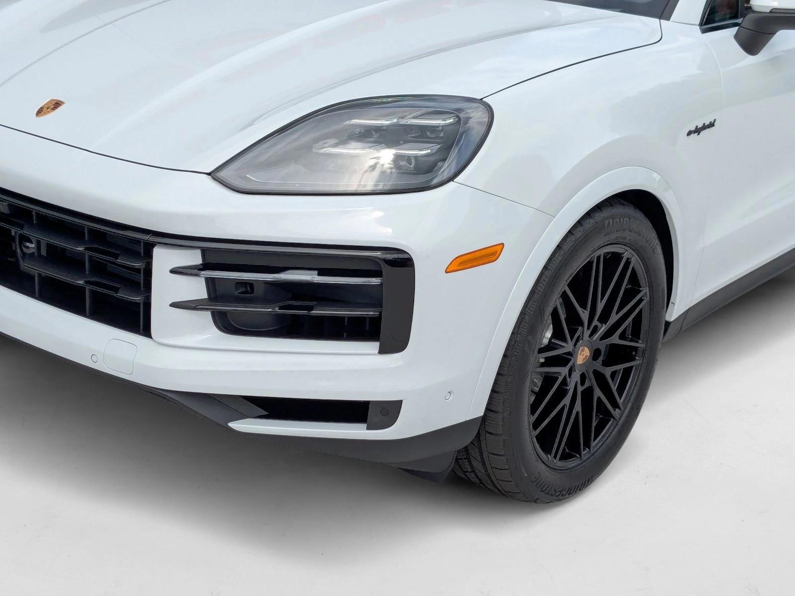 2026 Porsche Cayenne Coup E-Hybrid - Photo 12