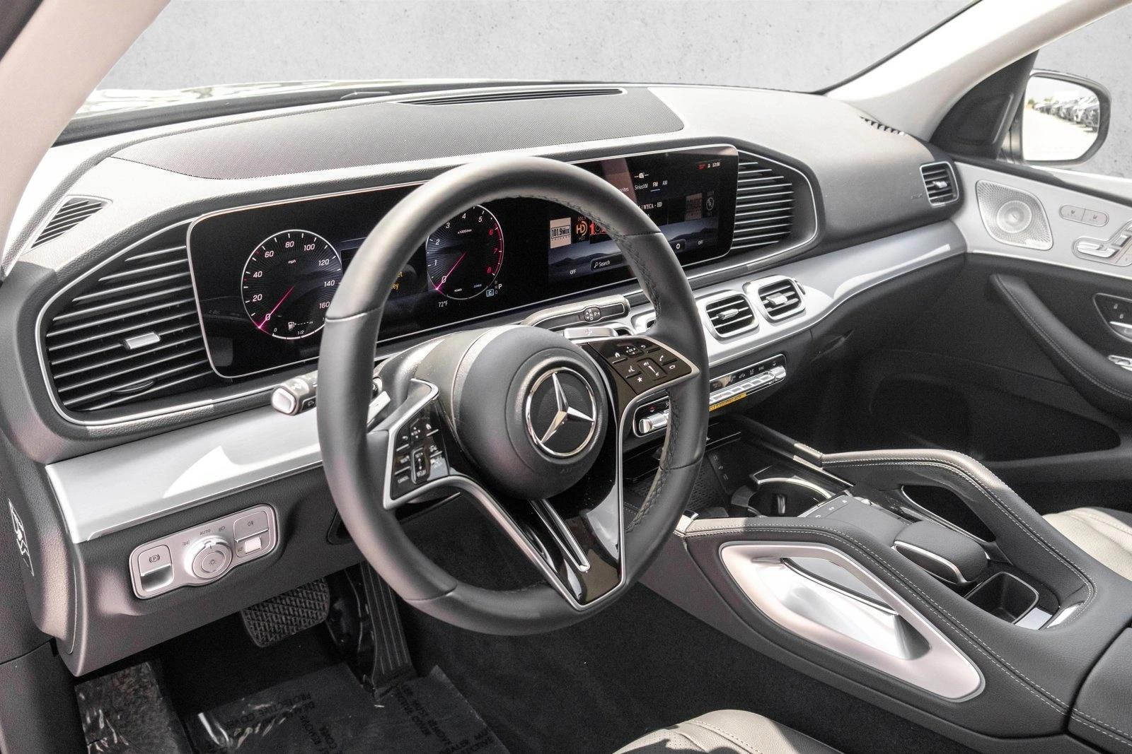 Thumbnail: 2026 Mercedes-Benz GLE - 3