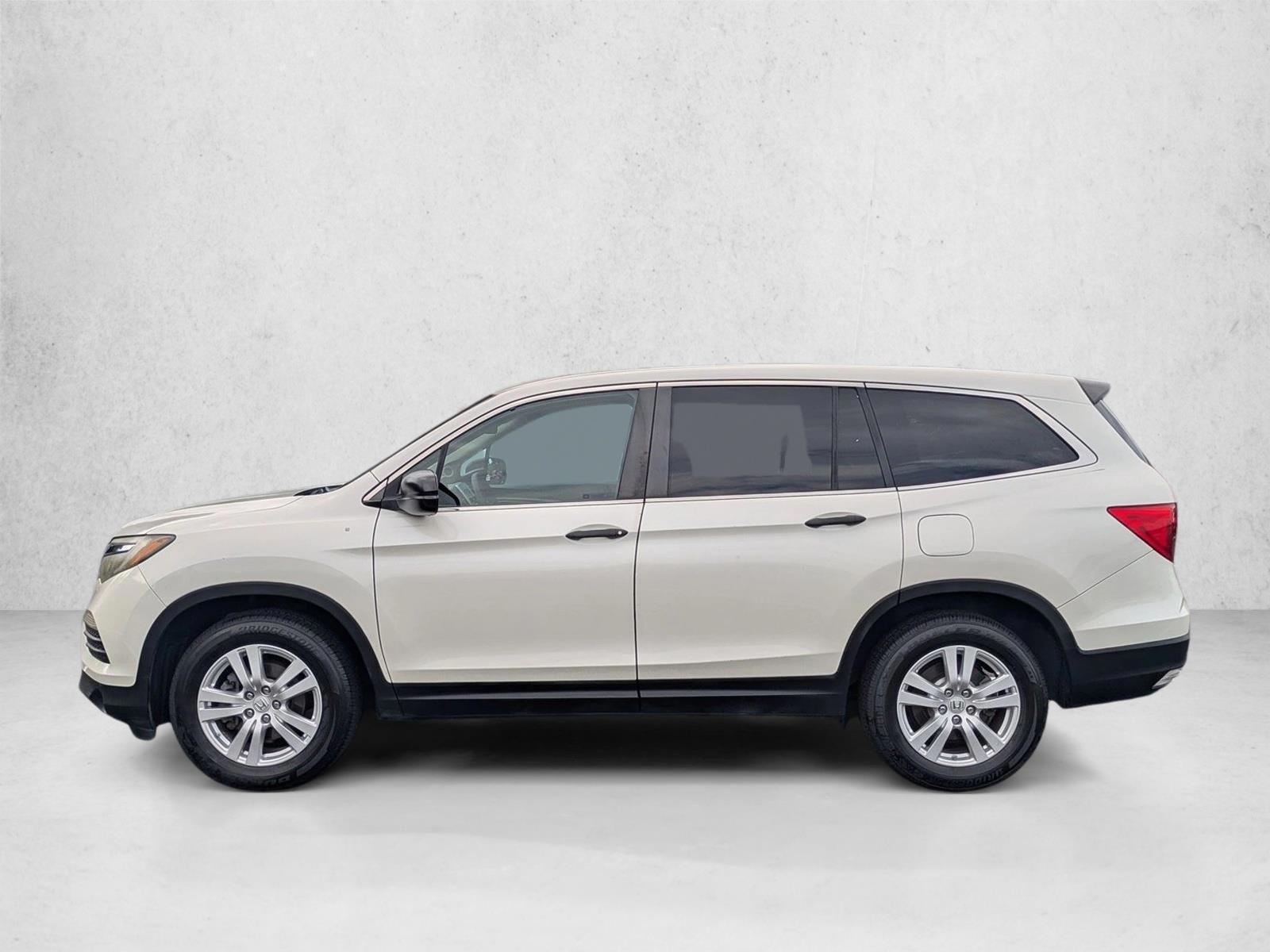 Thumbnail: 2017 Honda Pilot - 2