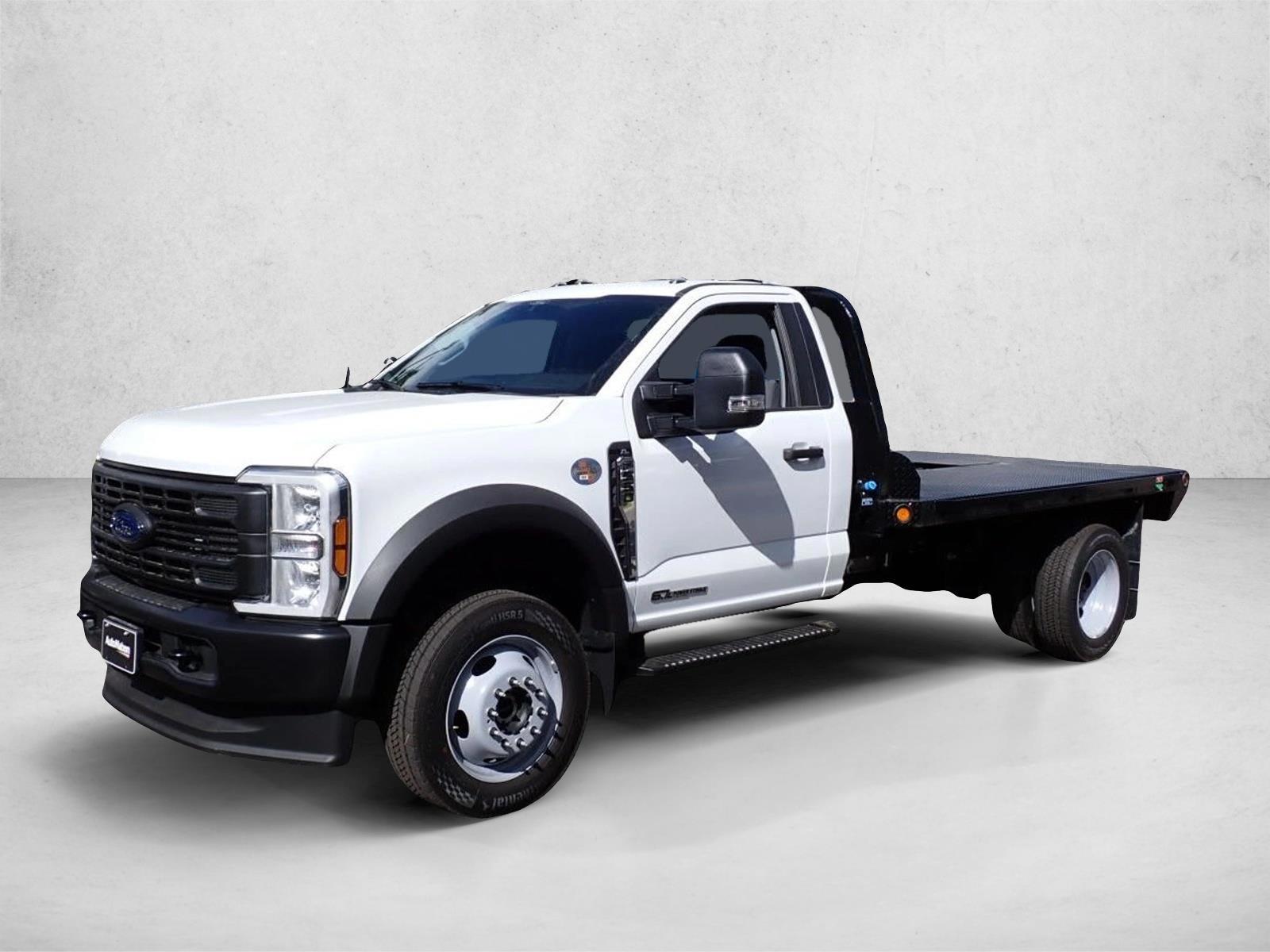 2026 Ford F-550 Super Duty Chassis Cab