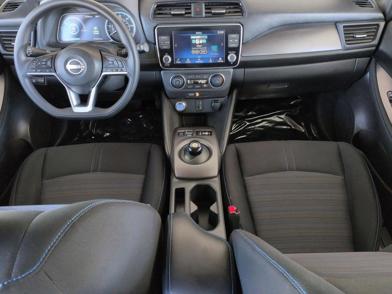 2025 Nissan LEAF