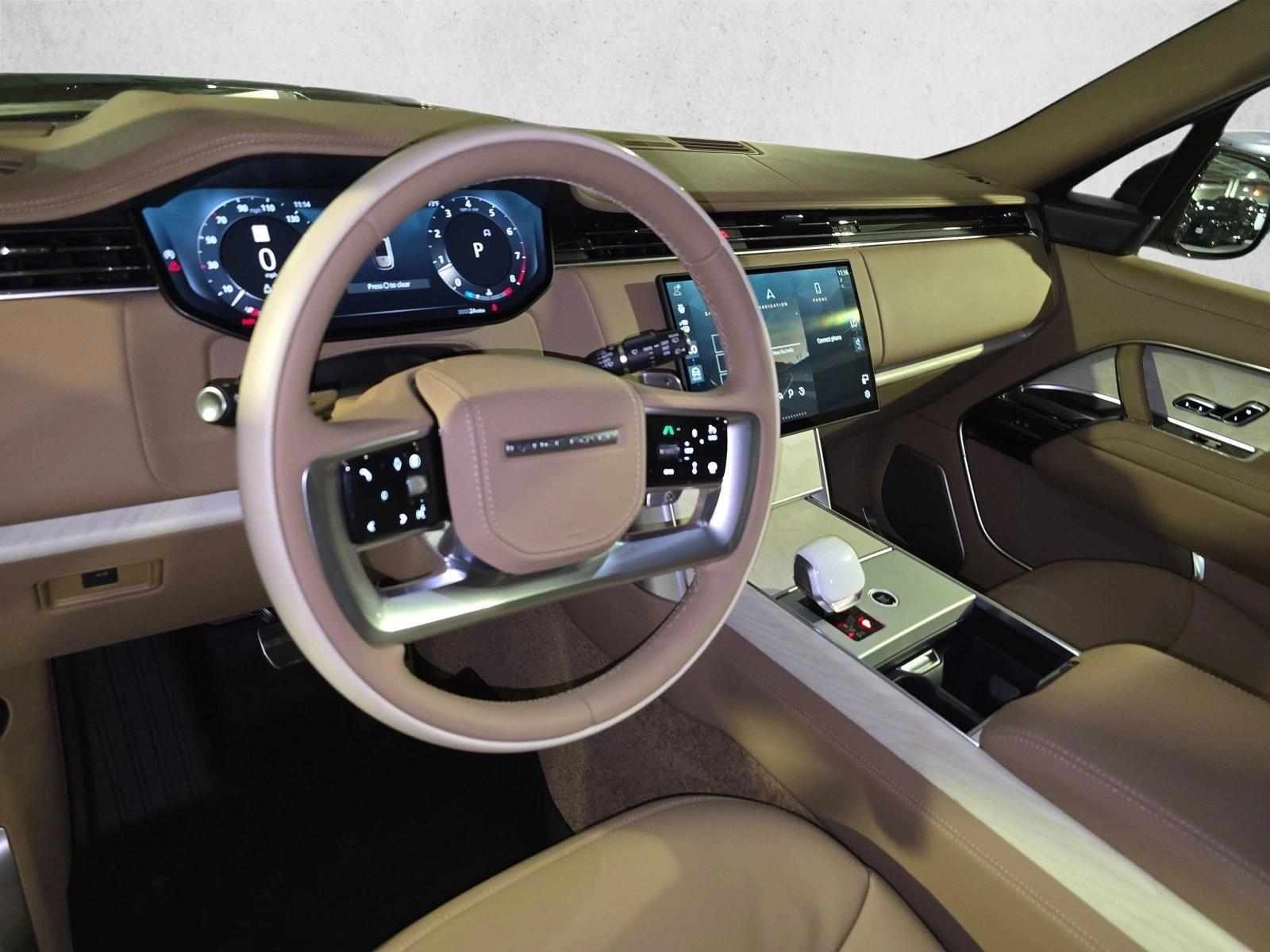 Thumbnail: 2026 Land Rover Range Rover - 4