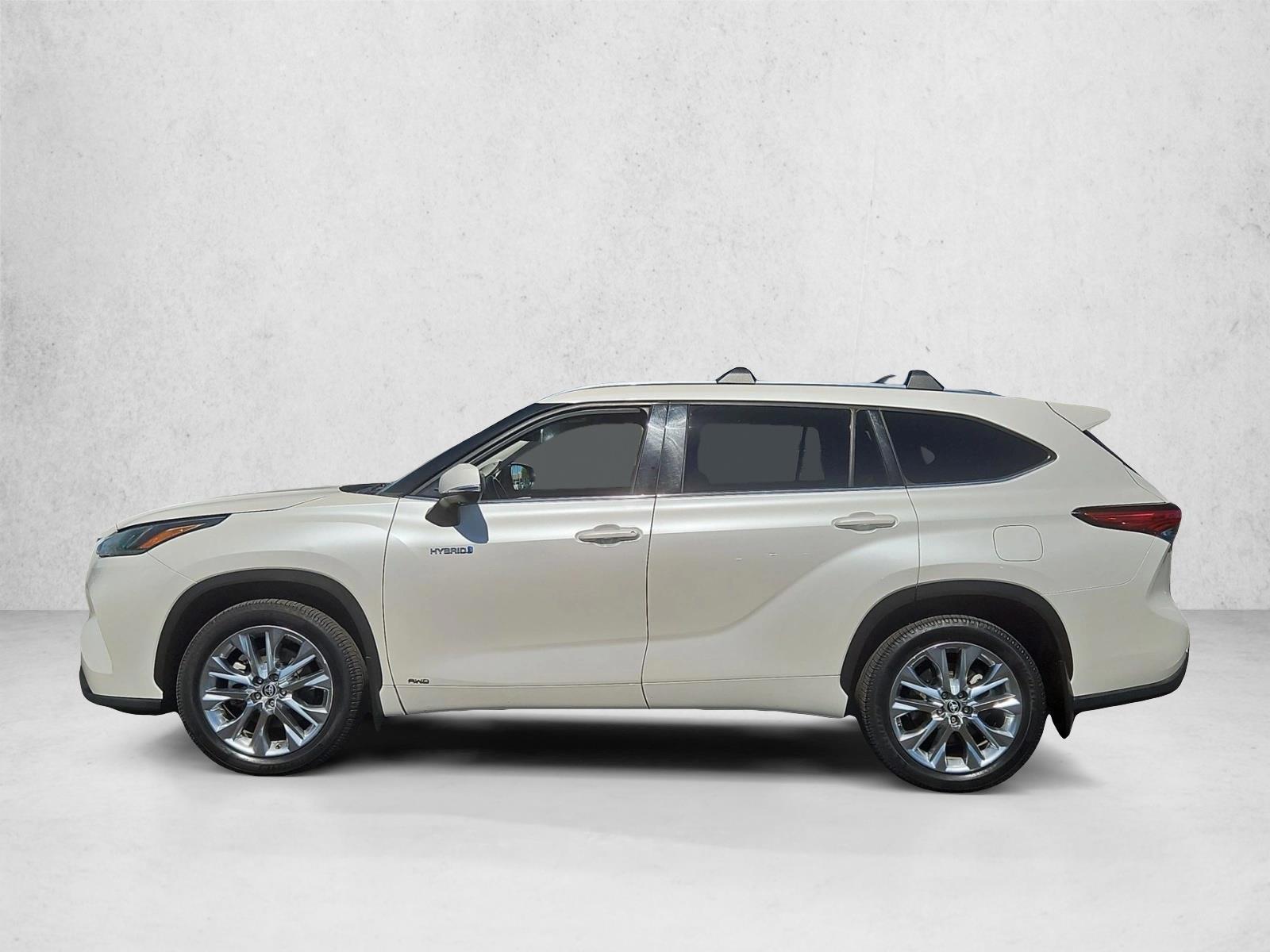 Thumbnail: 2020 Toyota Highlander - 2