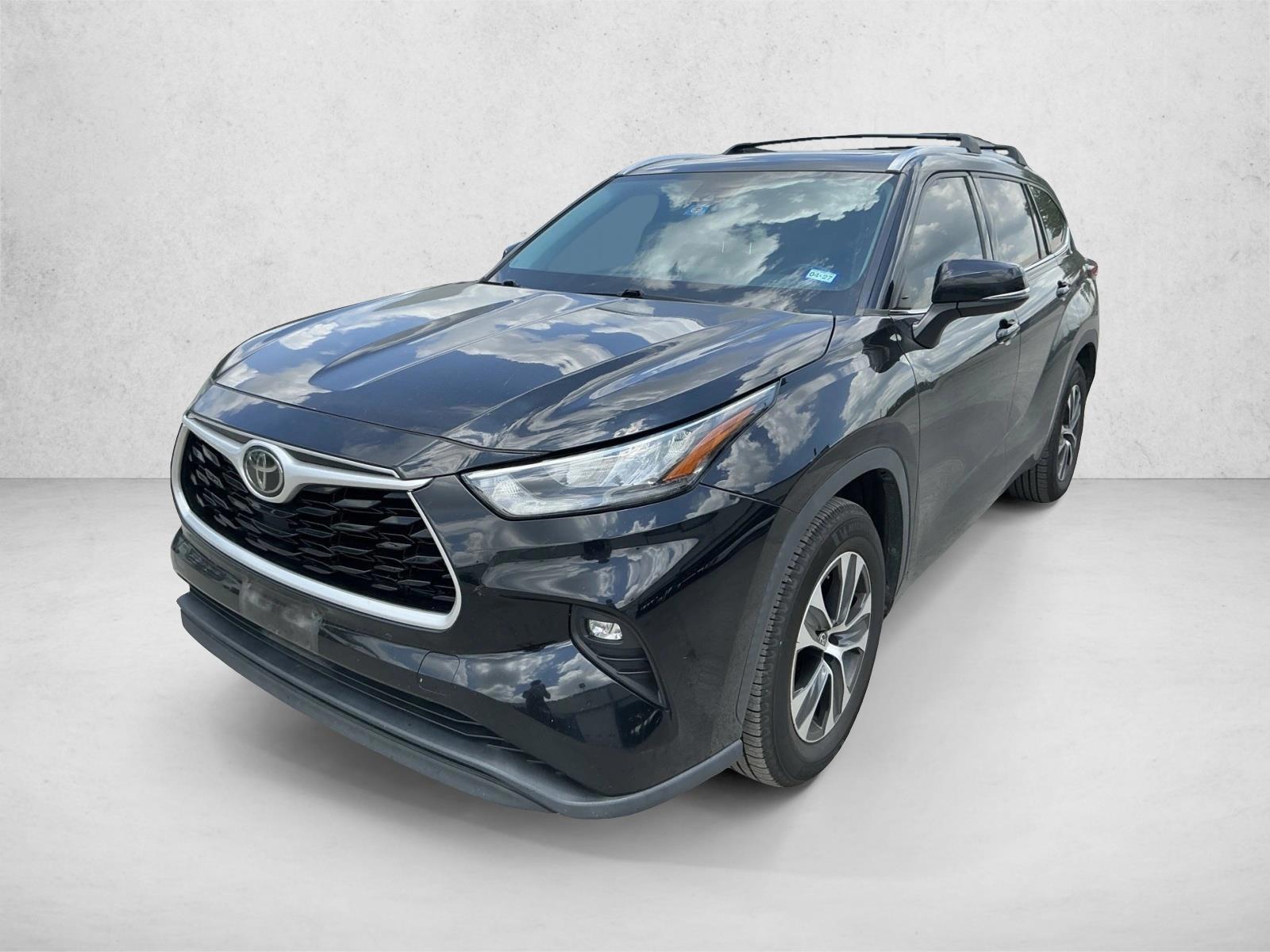 Thumbnail: 2020 Toyota Highlander - 1