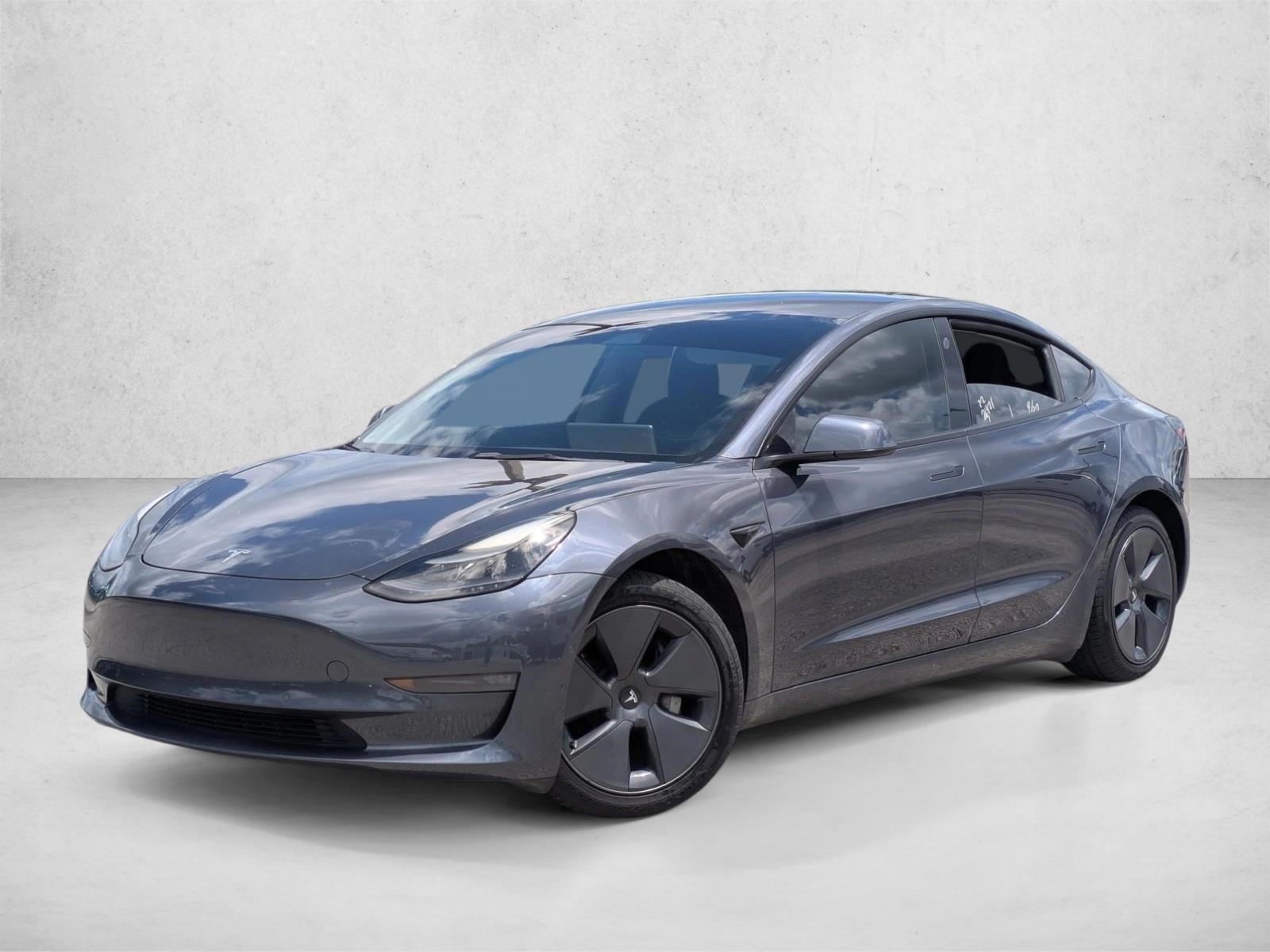 Thumbnail: 2022 Tesla Model 3 - 1
