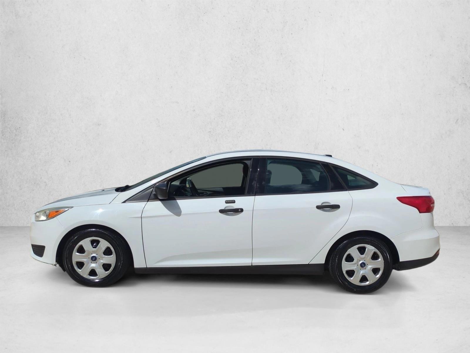 Thumbnail: 2016 Ford Focus - 2