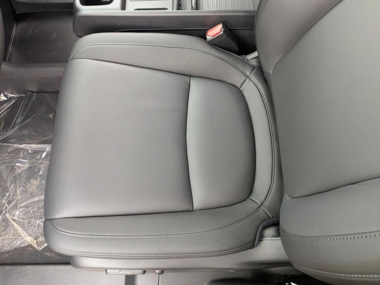 Thumbnail: 2026 Honda Odyssey - 4