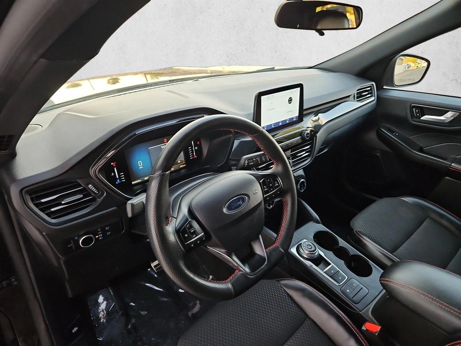 Thumbnail: 2024 Ford Escape - 3