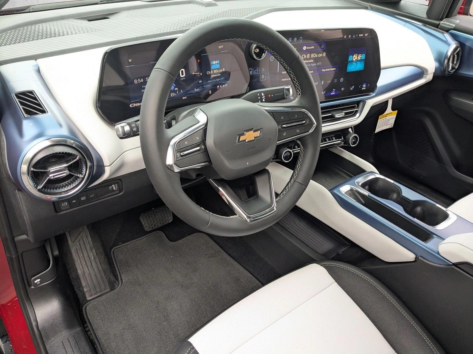 Thumbnail: 2026 Chevrolet Equinox - 3