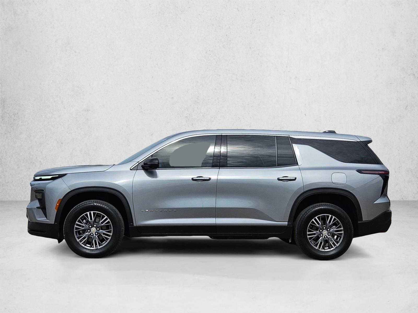 Thumbnail: 2024 Chevrolet Traverse - 2
