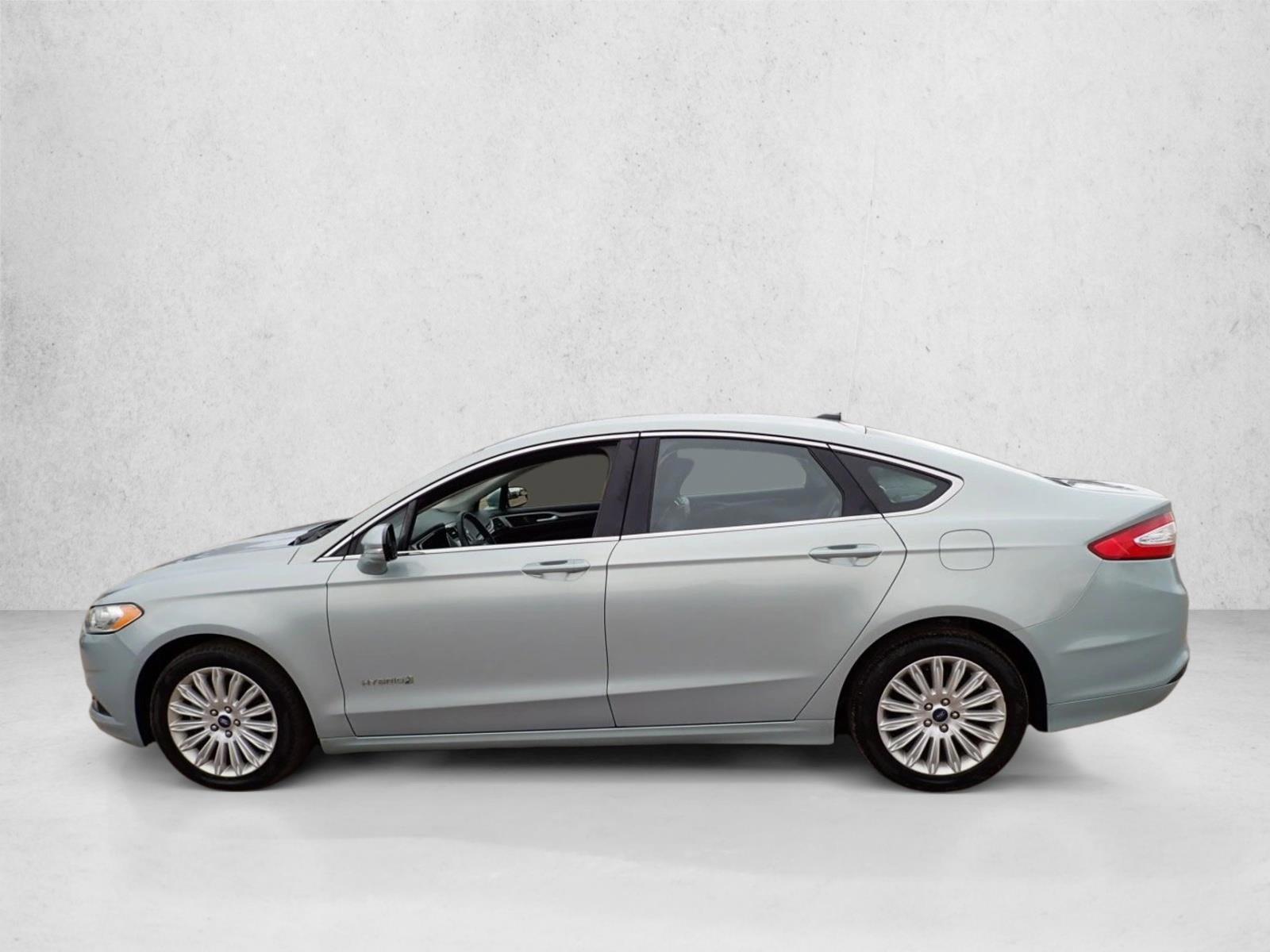 Thumbnail: 2014 Ford Fusion - 2