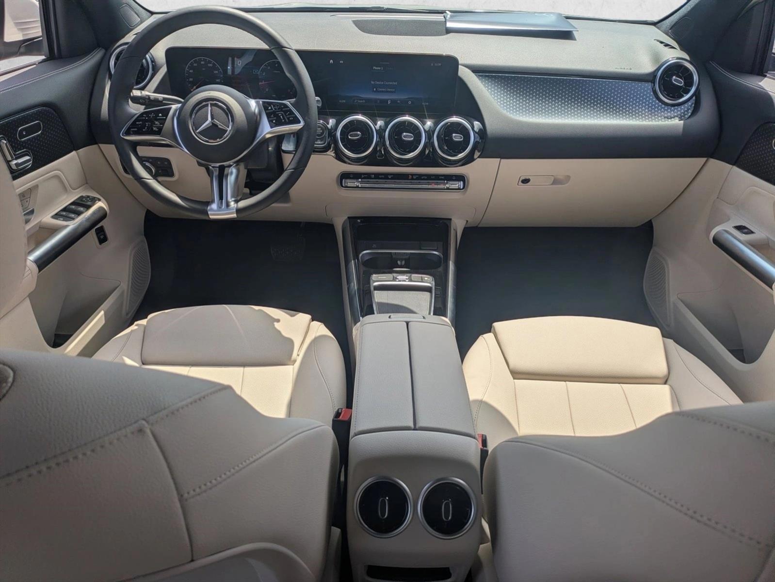 Thumbnail: 2026 Mercedes-Benz GLA - 3
