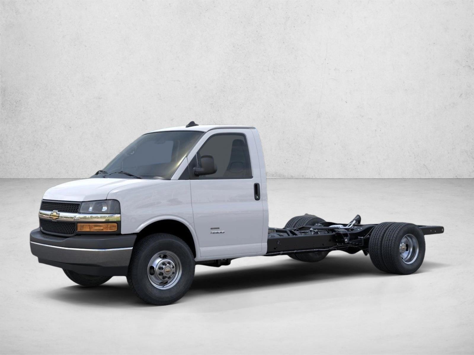Thumbnail: 2026 Chevrolet Express - 2