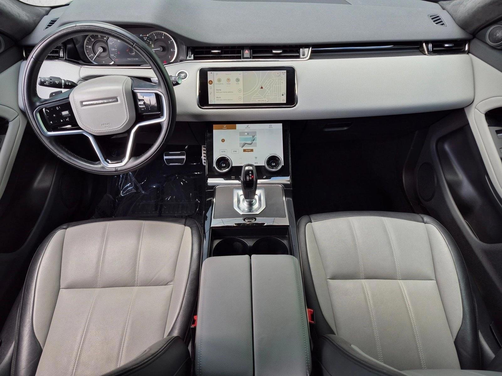 Thumbnail: 2023 Land Rover Range Rover Evoque - 4