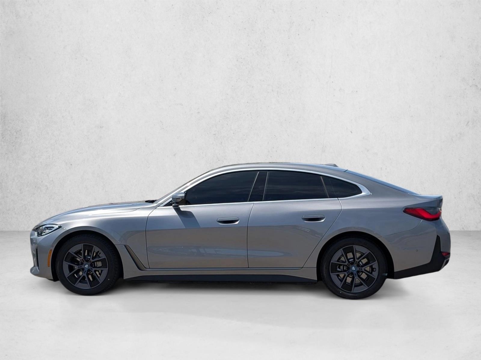 Thumbnail: 2023 BMW i4 - 2