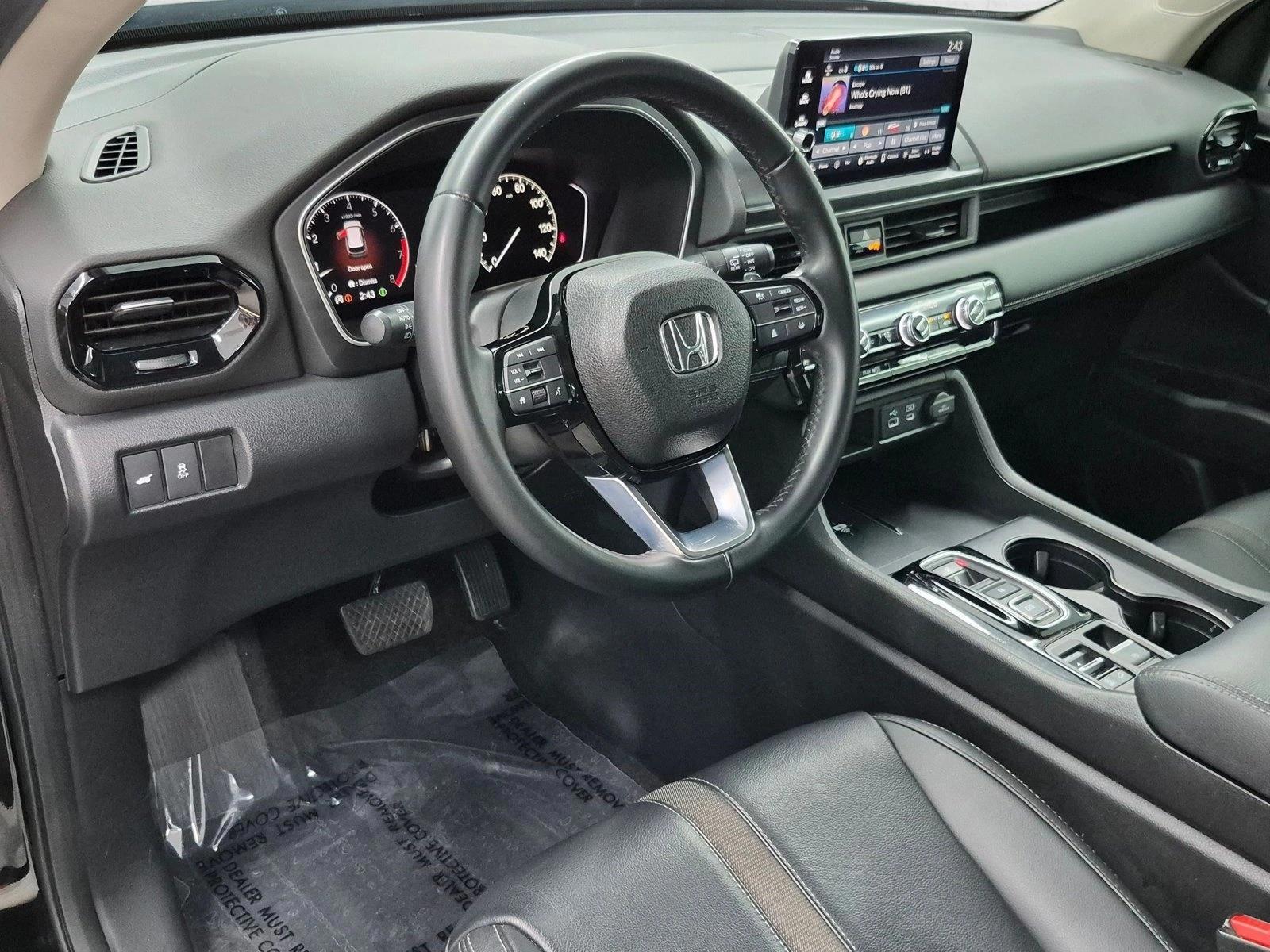 Thumbnail: 2023 Honda Pilot - 3