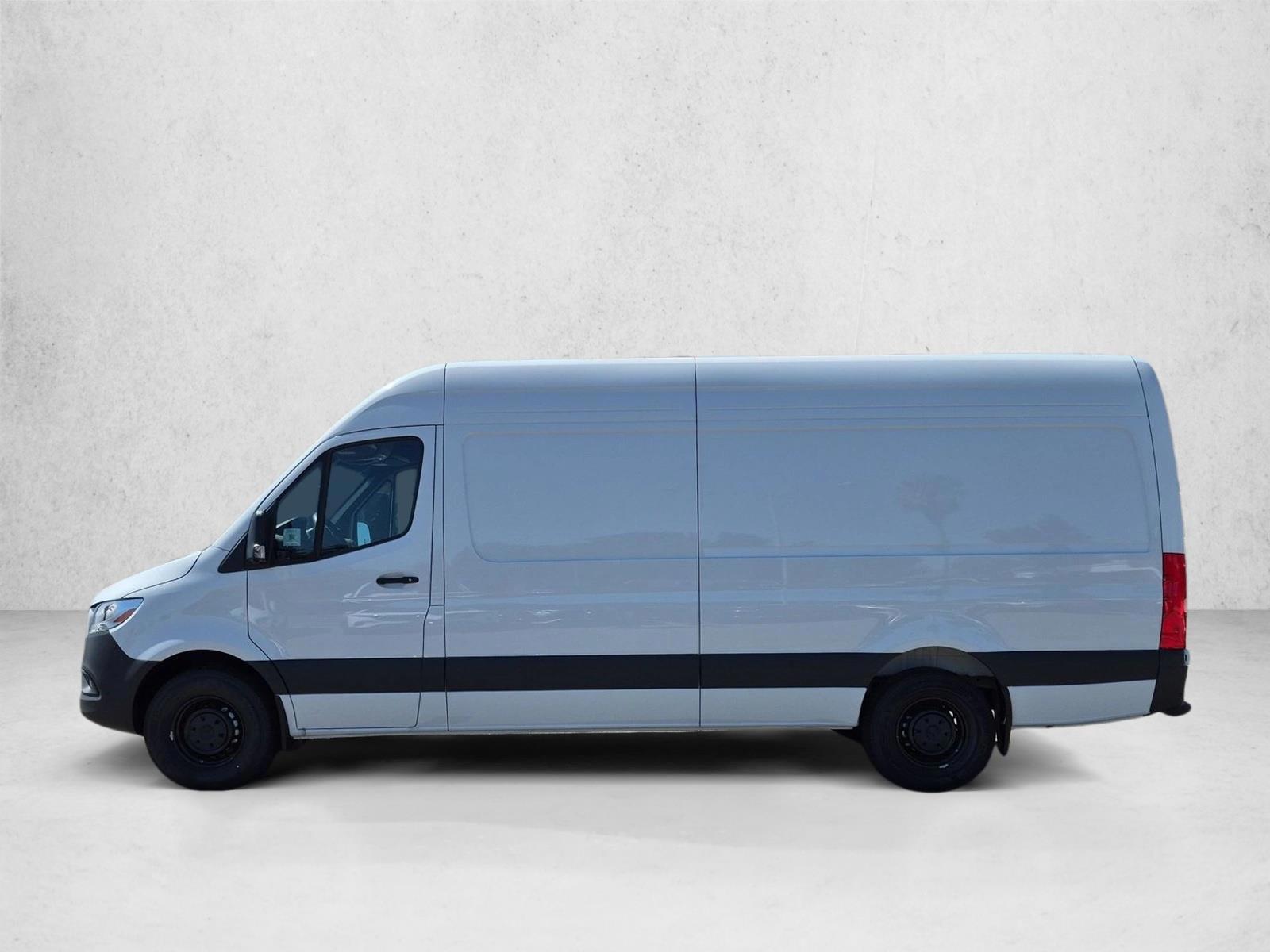 Thumbnail: 2026 Mercedes-Benz Sprinter - 2