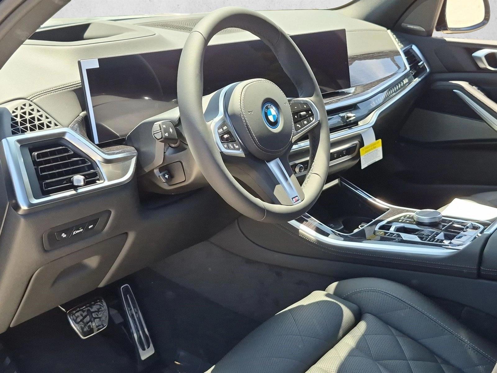 Thumbnail: 2026 BMW X5 - 3