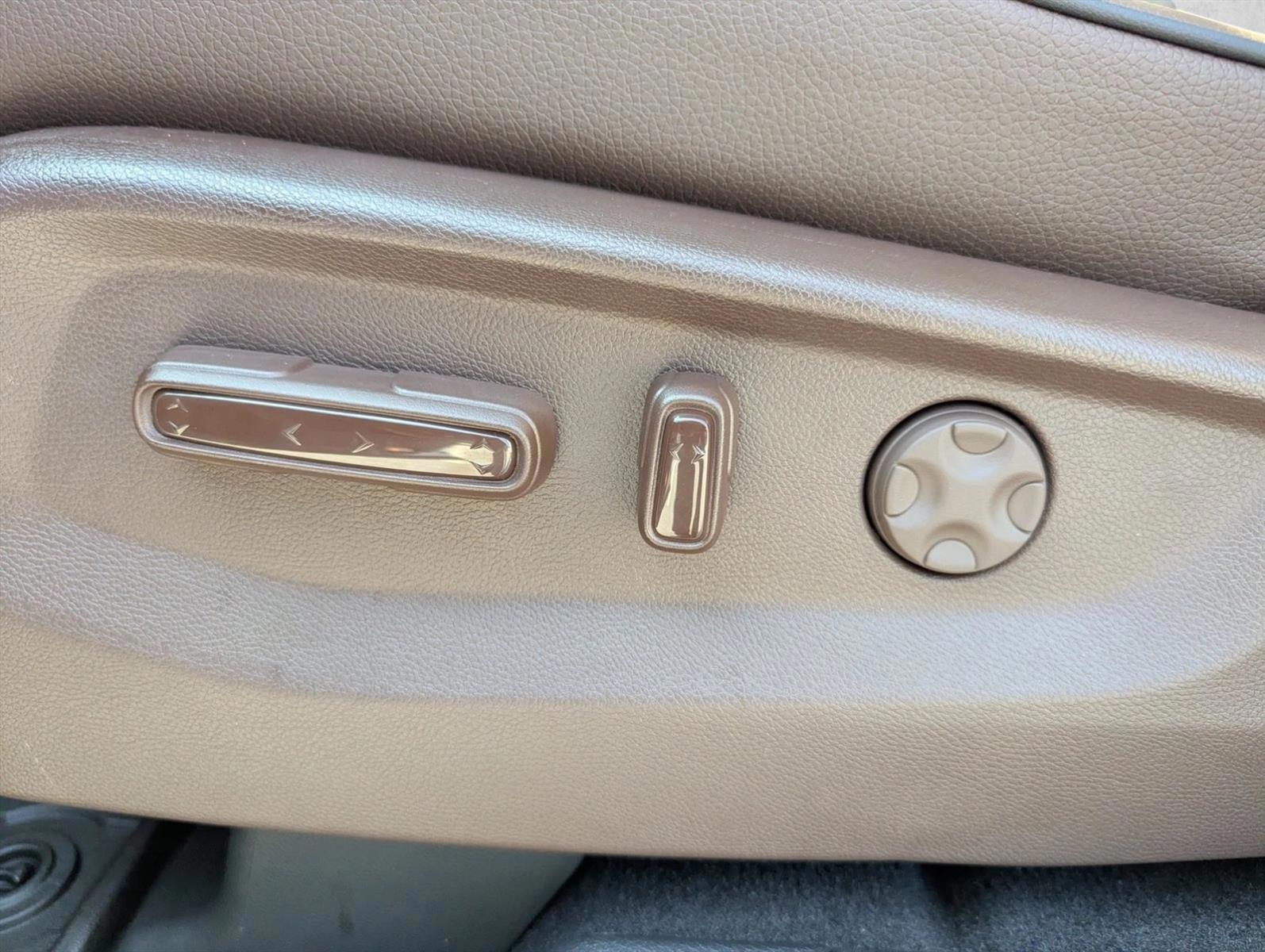 Thumbnail: 2026 Honda Odyssey - 3