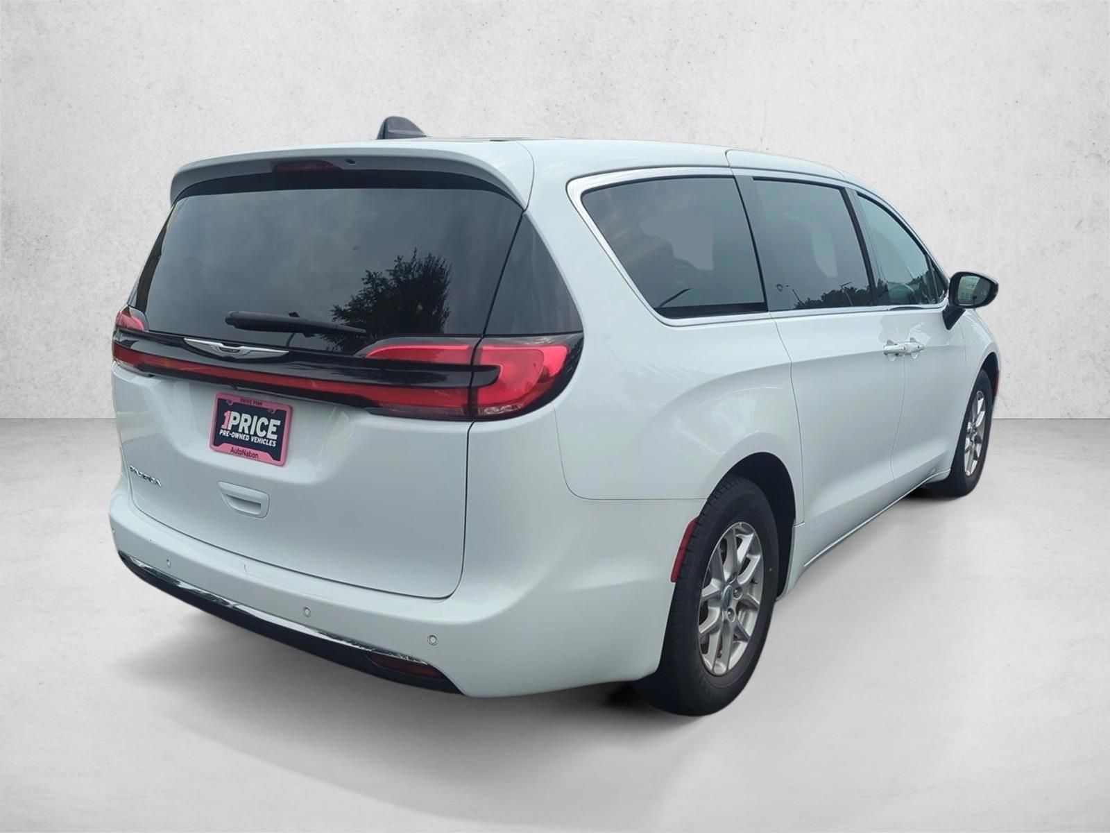 2025 Chrysler Pacifica