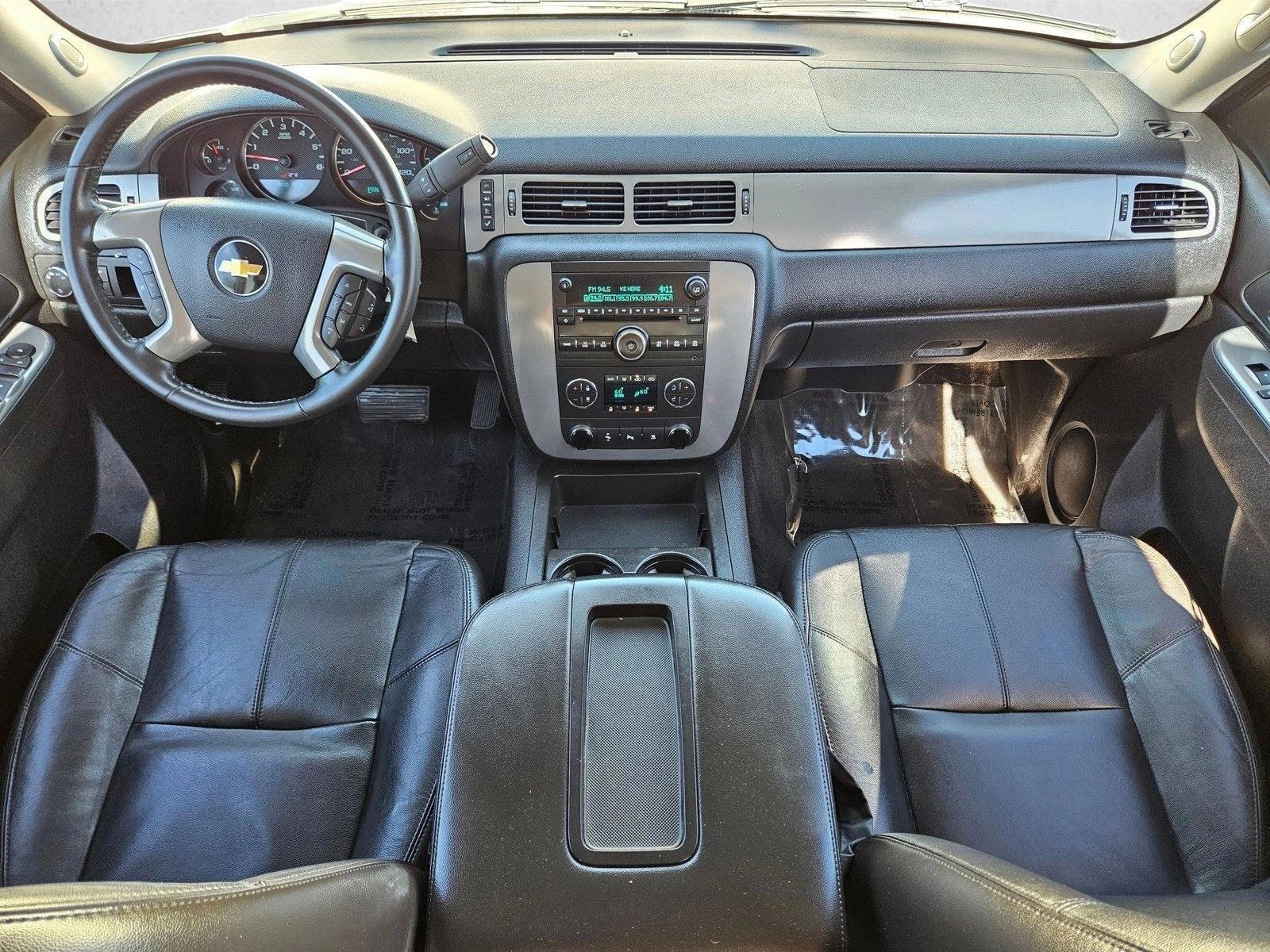 Thumbnail: 2011 Chevrolet Avalanche 1500 - 4