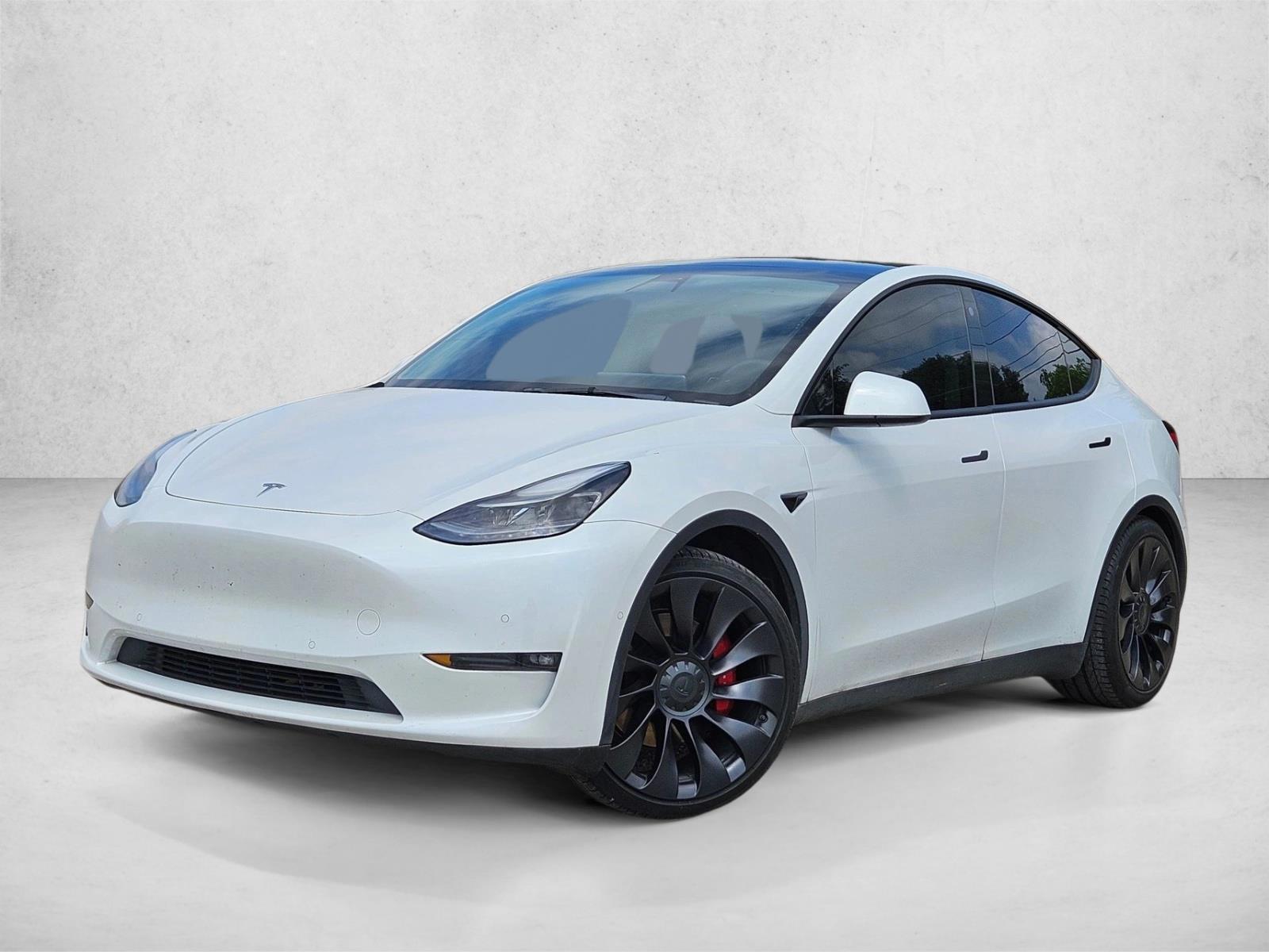 2022 Tesla Model Y Performance Dual Motor All-Wheel Drive's photo