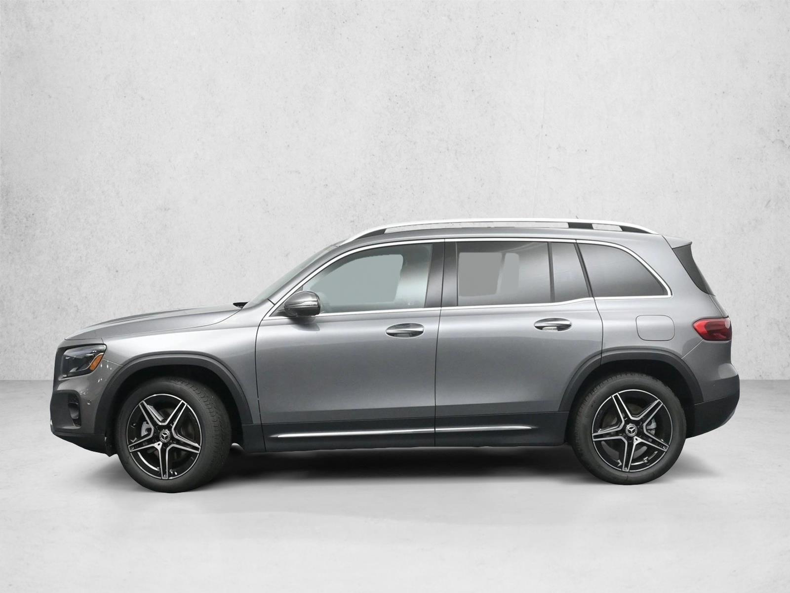 Thumbnail: 2026 Mercedes-Benz GLB - 2