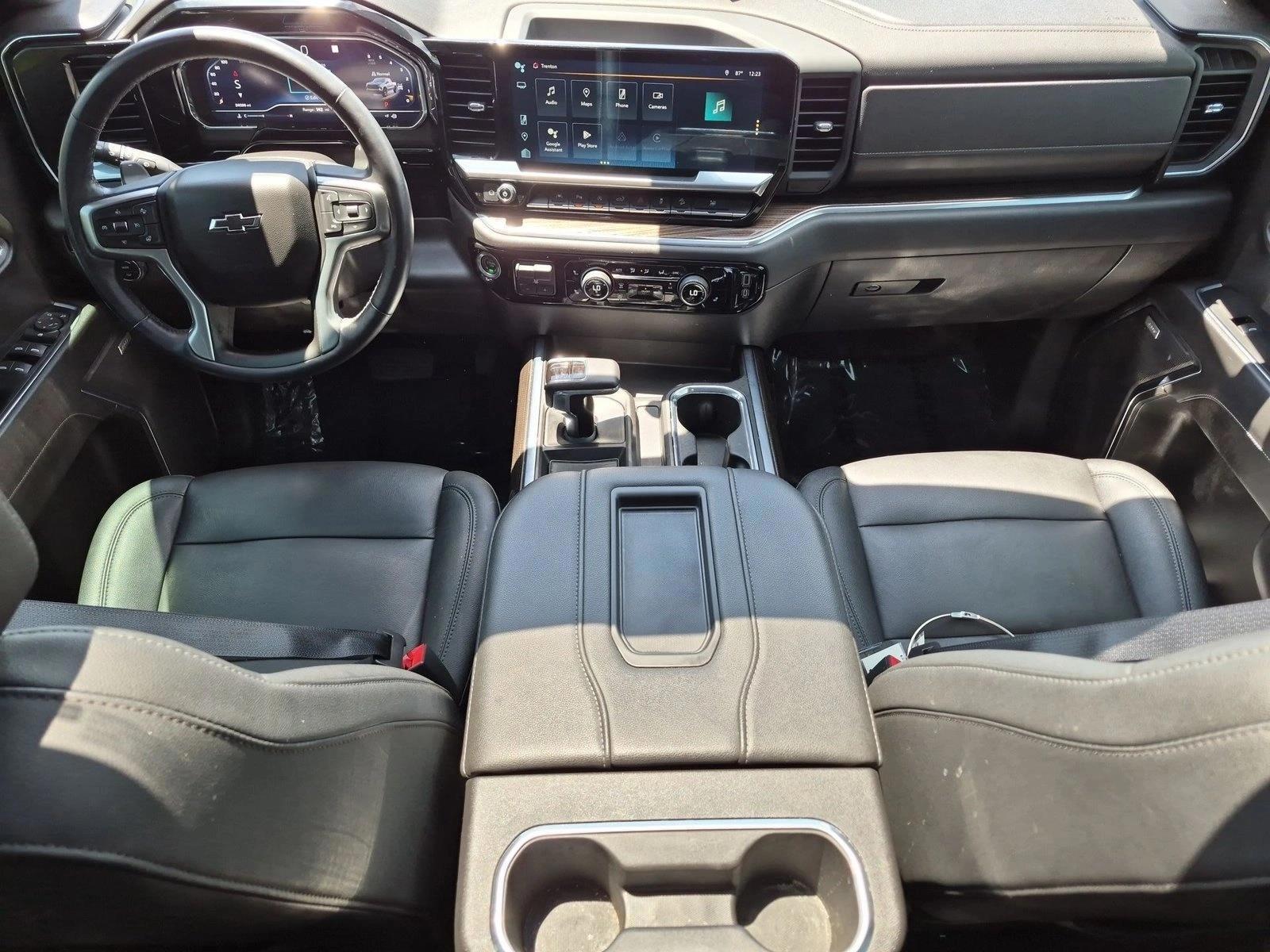Thumbnail: 2022 Chevrolet Silverado 1500 - 4
