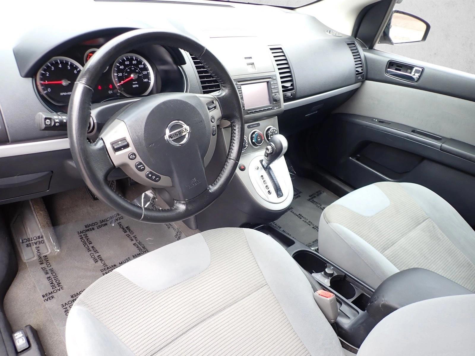 Thumbnail: 2011 Nissan Sentra - 3