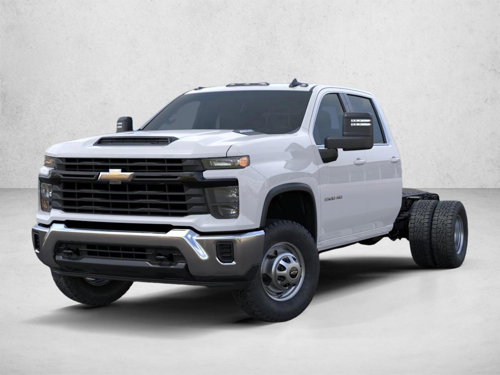 Thumbnail: 2026 Chevrolet Silverado 3500 - 1