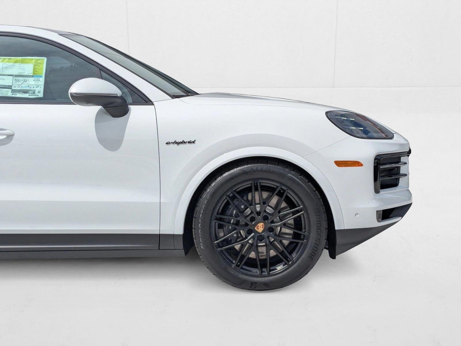 2026 Porsche Cayenne Coup E-Hybrid - Photo 11