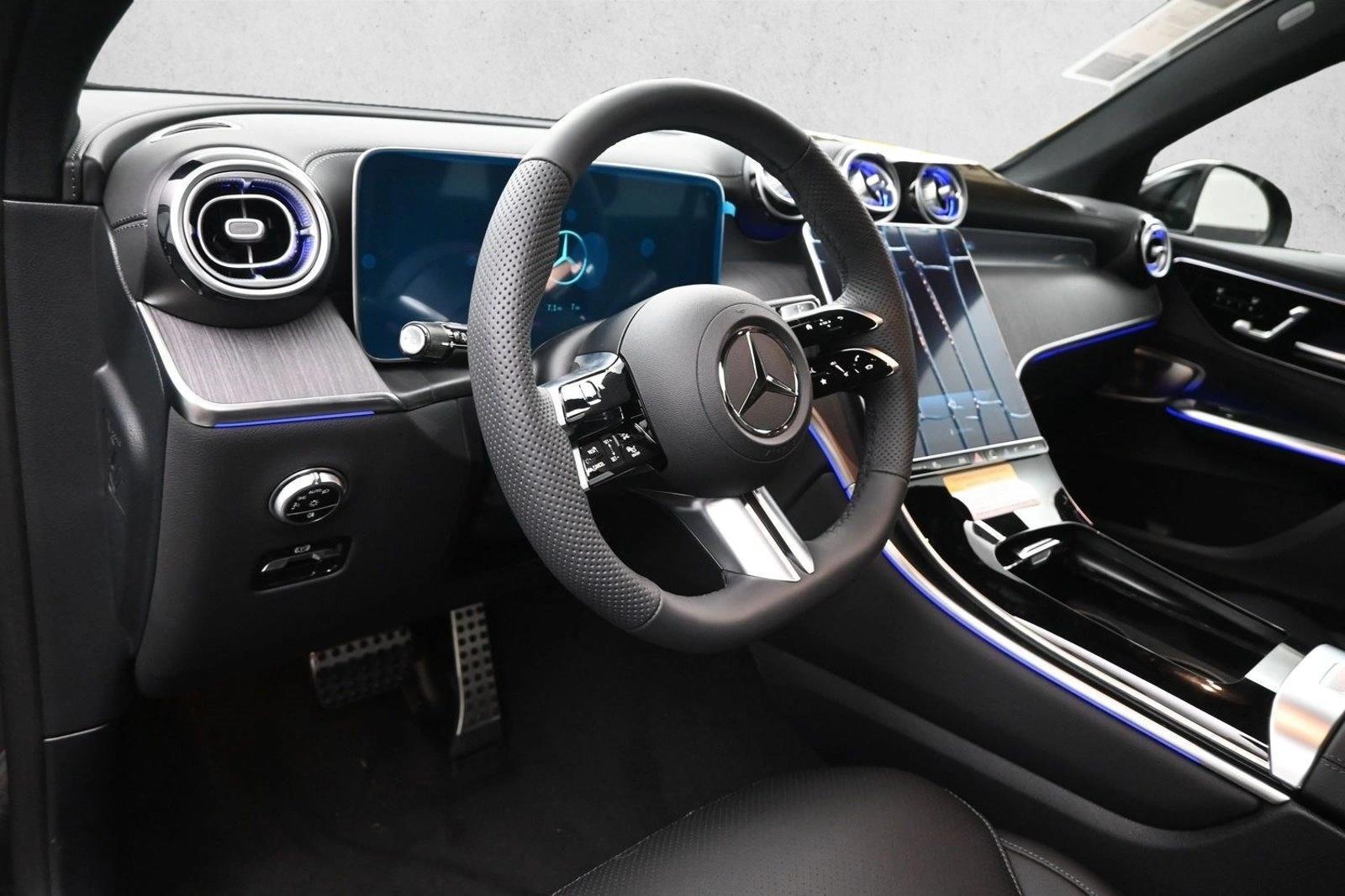 Thumbnail: 2026 Mercedes-Benz GLC - 3
