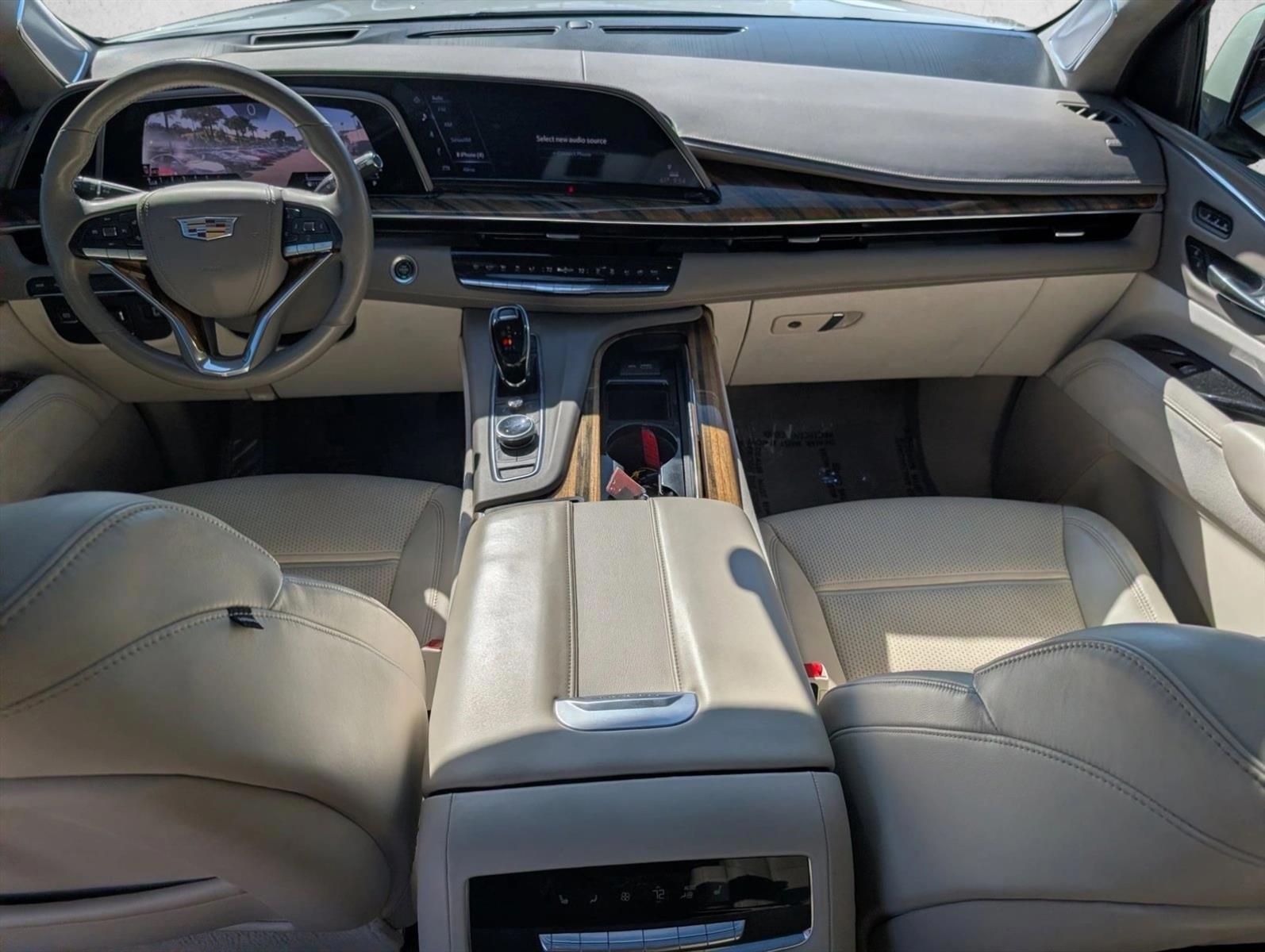 Thumbnail: 2021 Cadillac Escalade - 3