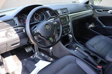 2017 Volkswagen Passat