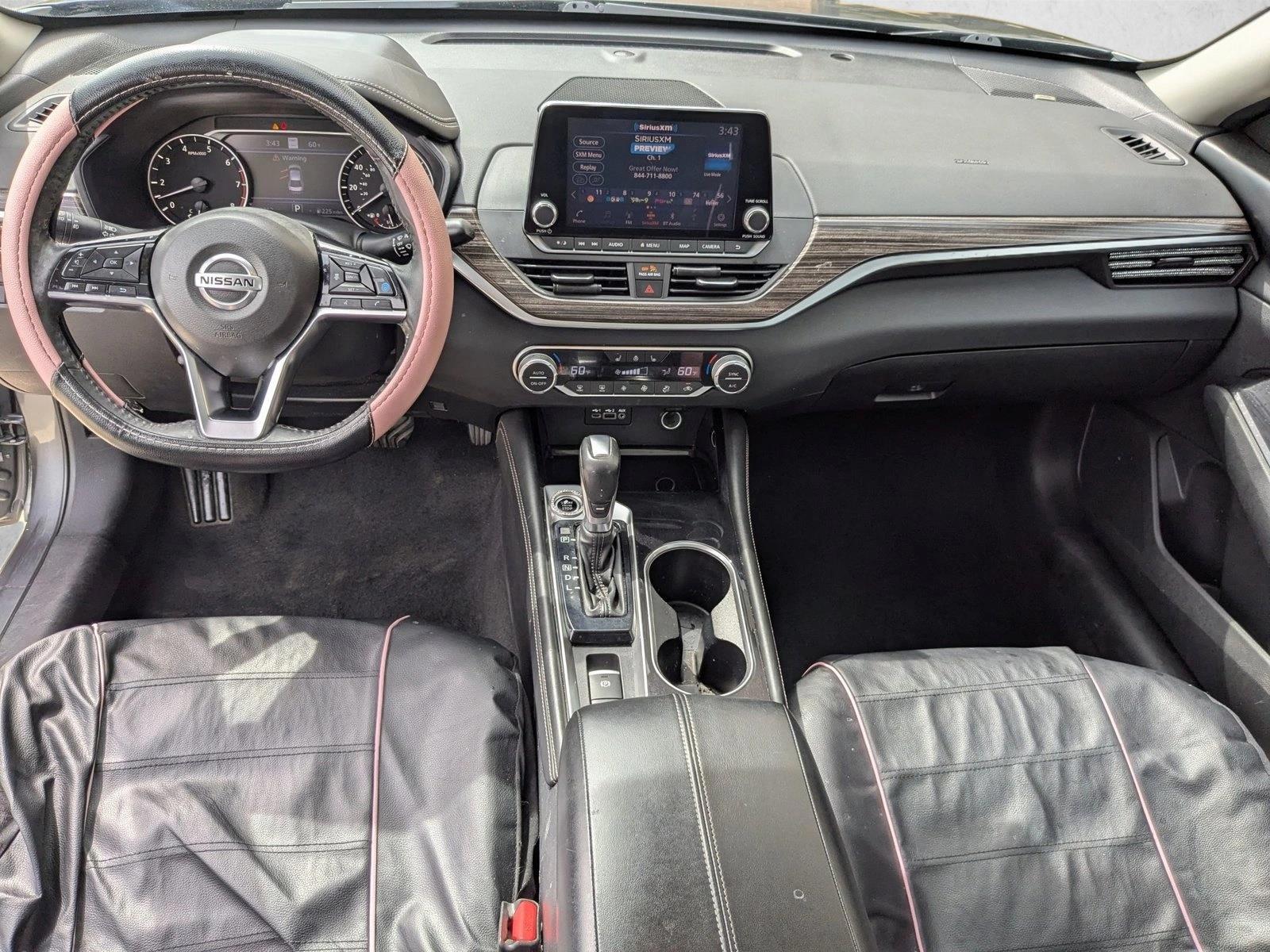 Thumbnail: 2020 Nissan Altima - 3
