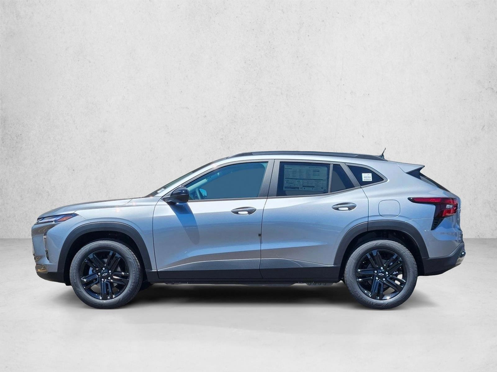 Thumbnail: 2026 Chevrolet Trax - 2