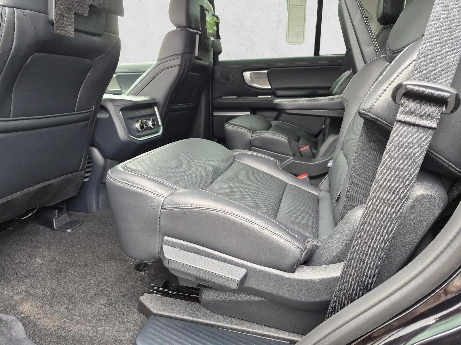 Thumbnail: 2026 Ford Expedition - 4